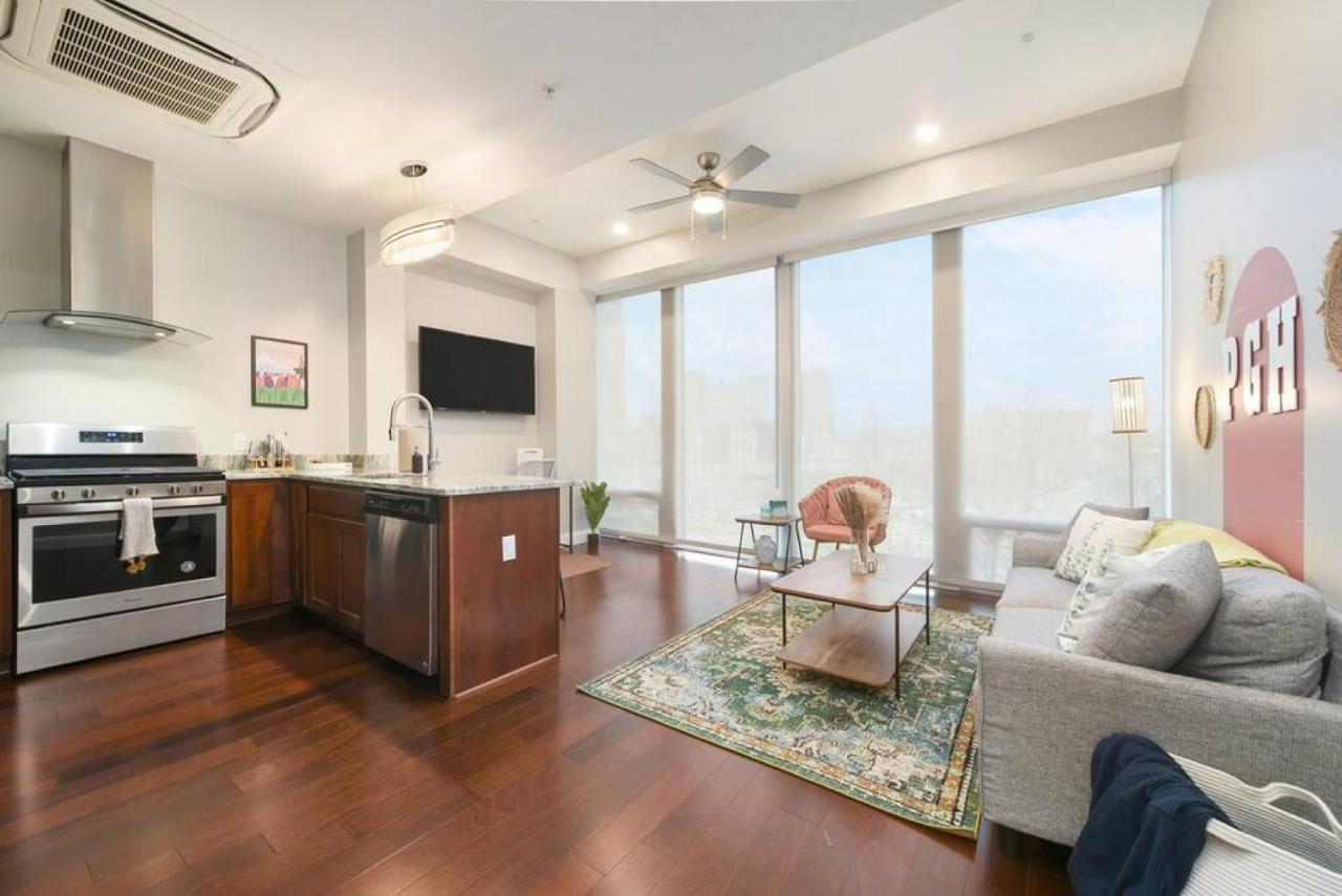 Hostwise Stays - The Washington At Chatham - Free Parking, Private Gym, Skyline Views! Pittsburgh Zewnętrze zdjęcie